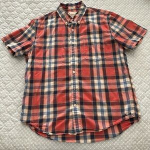American Eagle, men’s lg, vintage fit, button down collard short sleeve shirt
